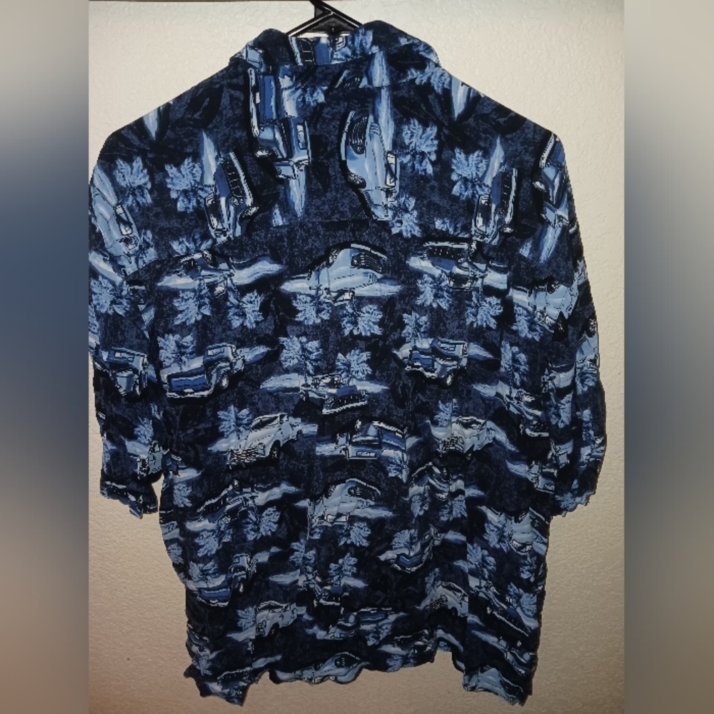 Men's Hawaiian shirt
